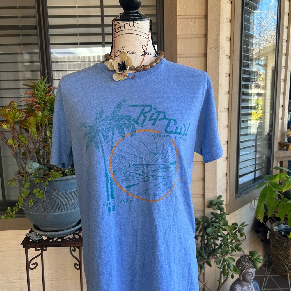 Men’s Rip Curl Blue Tee with Tropical Graphic